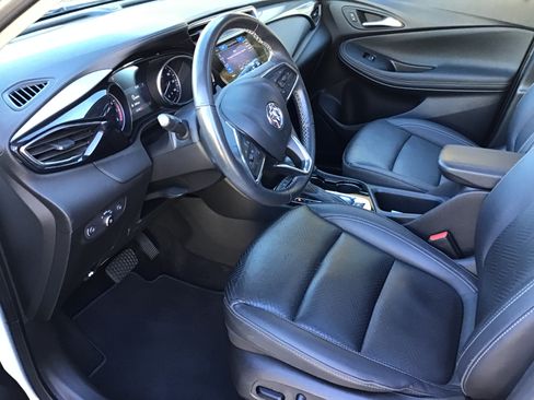 Used 2023 Buick Encore GX Essence w/ Experience Buick Package image 8