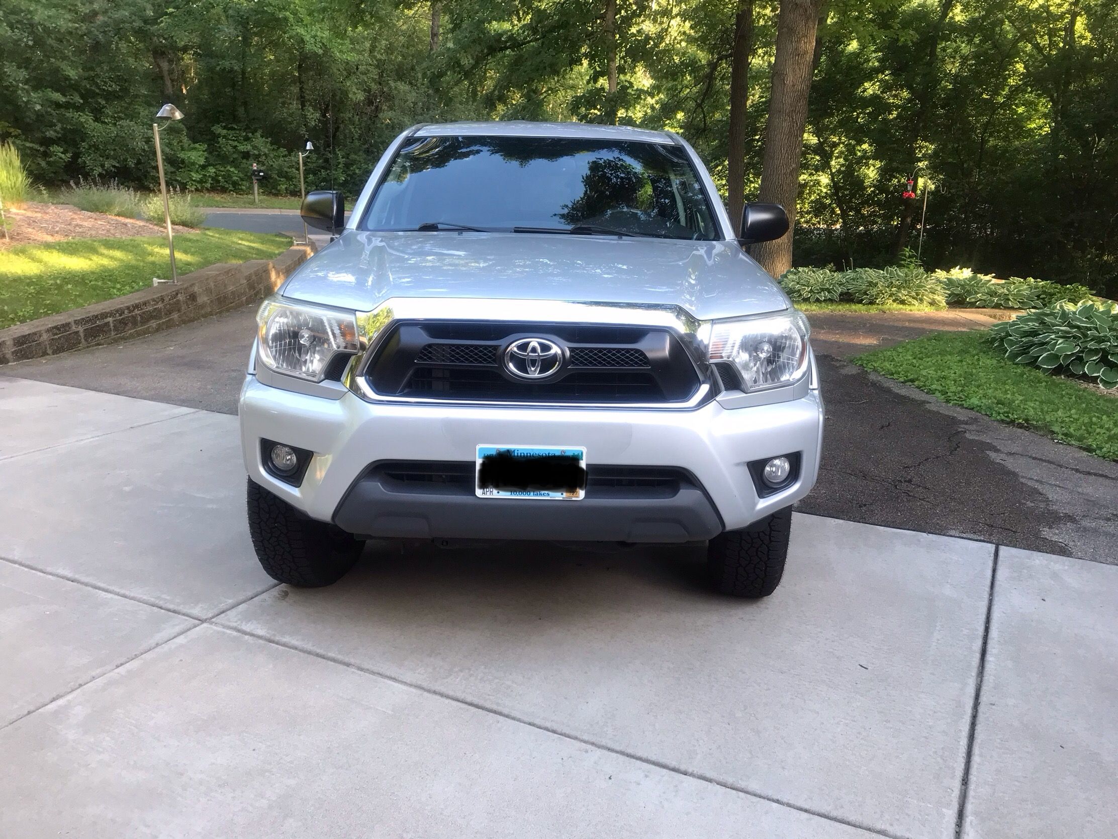 Used 2012 Toyota Tacoma 4x4 Access Cab V6 w/ SR5 Pkg image 8