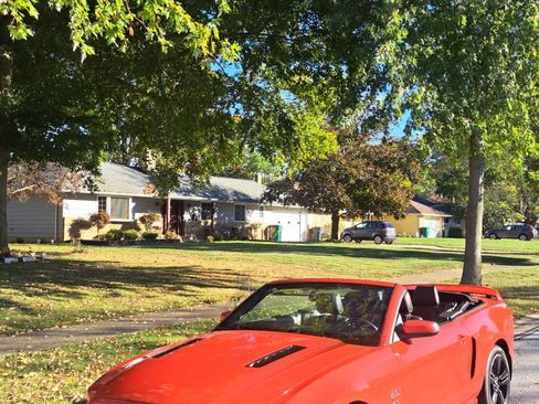 Used 2013 Ford Mustang GT Premium w/ Electronics Pkg image 15