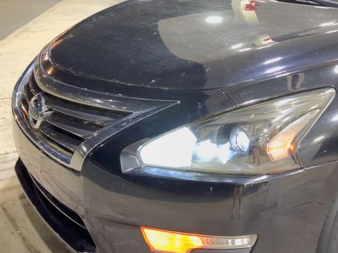 Used 2015 Nissan Altima 2.5 S w/ Power Driver Seat Package FWD image 15