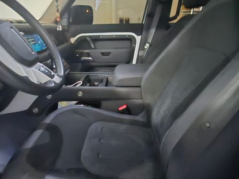 Used 2020 Land Rover Defender 110 S AWD/4WD image 14