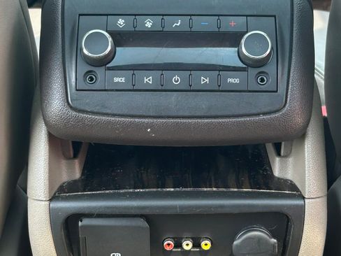 Used 2013 GMC Acadia Denali AWD/4WD image 20