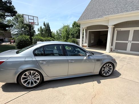 Used 2007 BMW M5 RWD image 14