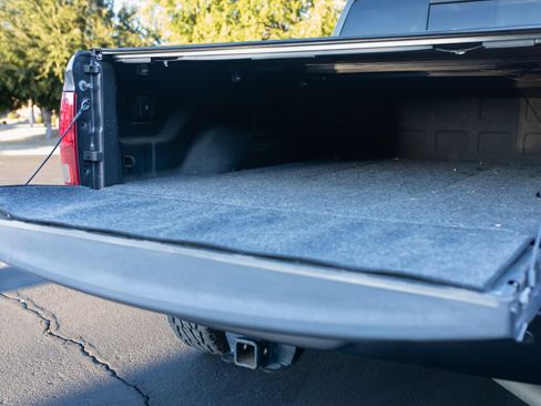 Used 2018 RAM 2500 Laramie w/ Sport Appearance Group AWD/4WD image 26
