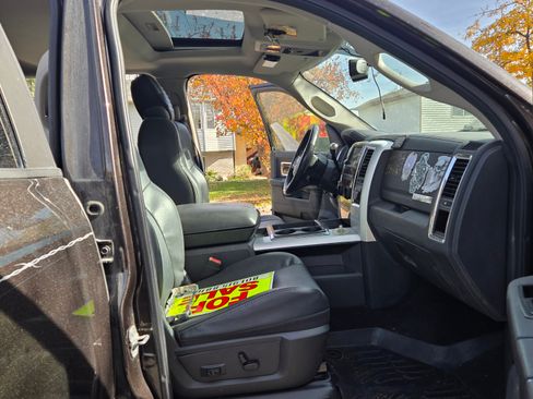 Used 2011 RAM 2500 Laramie w/ Protection Group image 13