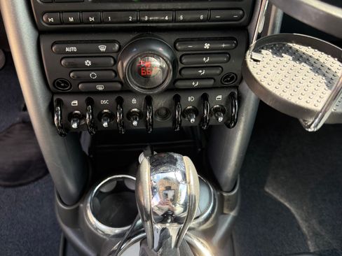 Used 2005 MINI Cooper Hardtop image 8