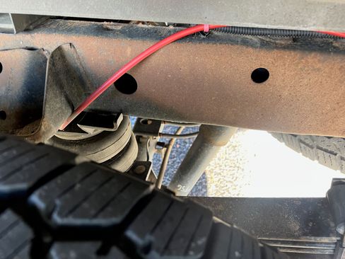 Used 2013 Nissan Titan SV w/ Tow Pkg image 9