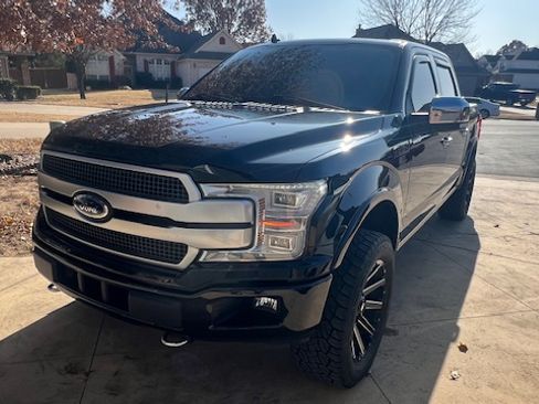 Used 2019 Ford F150 Platinum w/ Equipment Group 701A Luxury image 11