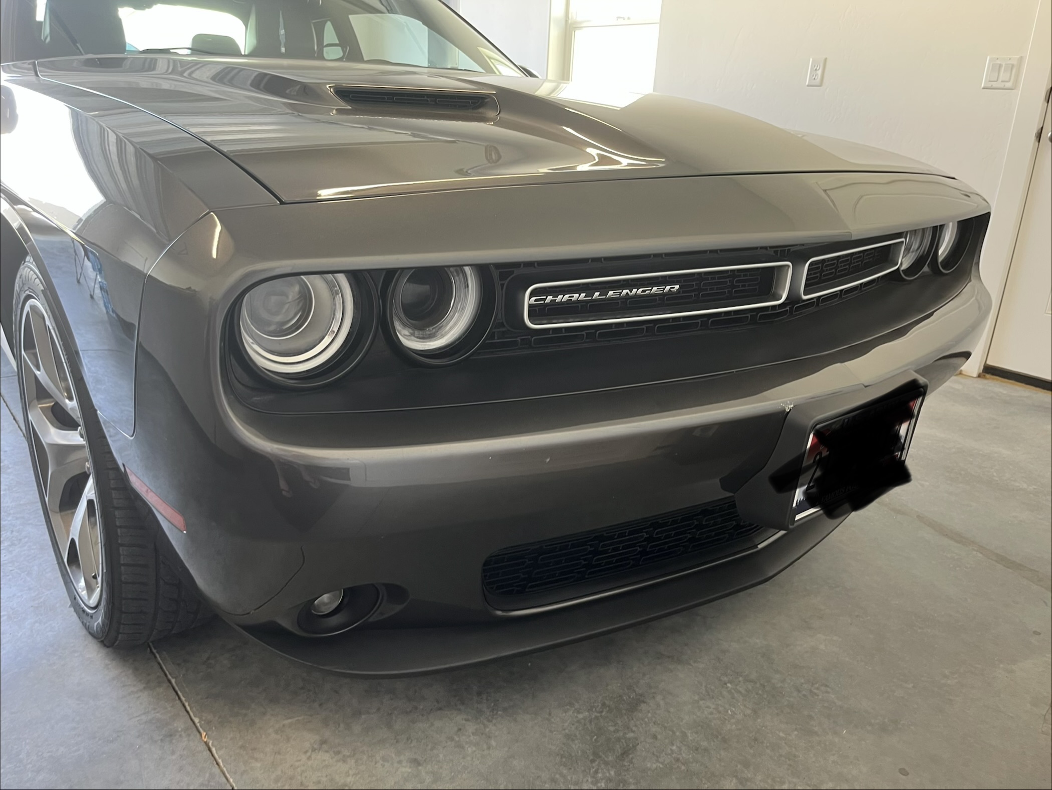 Used 2015 Dodge Challenger SXT Plus w/ Driver Convenience Group RWD image 4