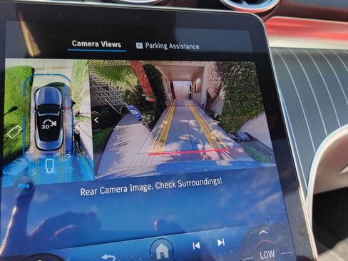 Used 2025 Mercedes-Benz CLE 450 4MATIC Cabriolet image 27