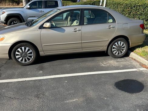 Used 2006 Toyota Corolla LE image 3