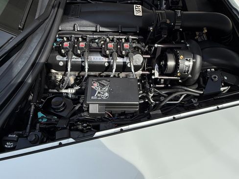 Used 2013 Chevrolet Corvette Grand Sport w/ 2LT Preferred Equipment Group RWD image 9