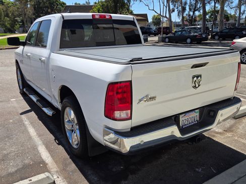 Used 2015 RAM 1500 Big Horn RWD image 5