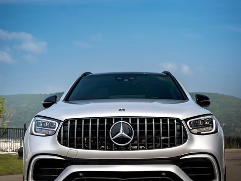 Used 2020 Mercedes-Benz GLC 63 AMG 4MATIC image 2