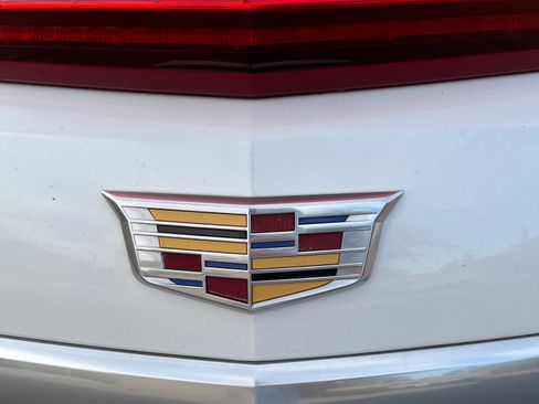 Used 2016 Cadillac XTS Premium FWD image 22