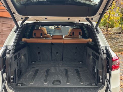 Used 2019 BMW X5 xDrive40i w/ Premium Package 2 image 6