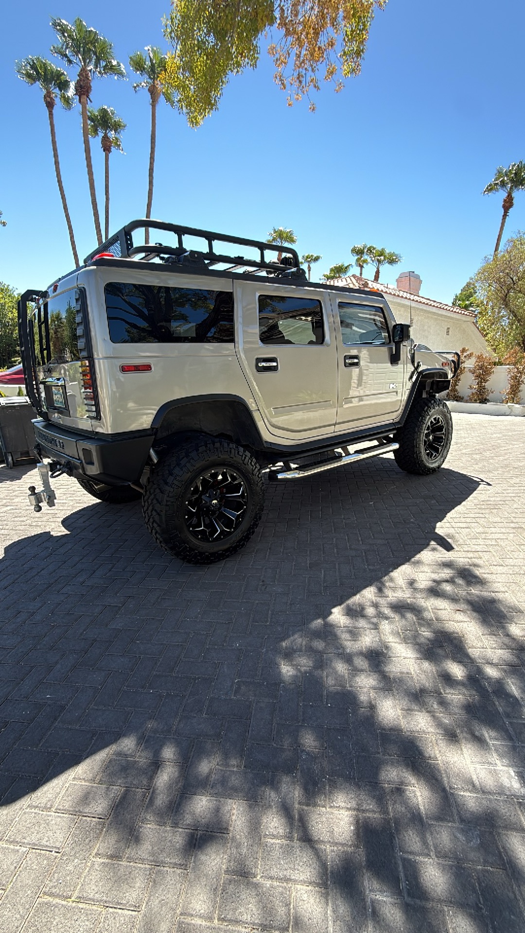 Used 2005 HUMMER H2 w/ Preferred Equipment Group AWD/4WD image 12