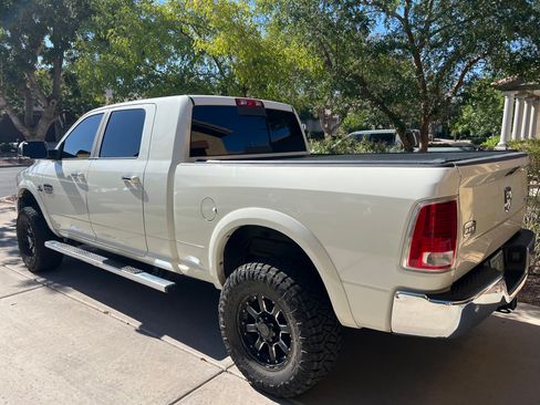 Used 2016 RAM 2500 Longhorn w/ Convenience Group AWD/4WD image 4