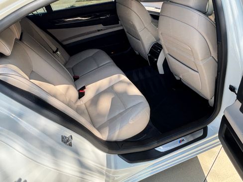 Used 2012 BMW 750Li RWD image 13