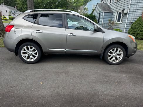 Used 2012 Nissan Rogue SL AWD/4WD image 4