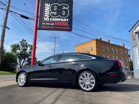 Used 2012 Jaguar XJ L Supercharged RWD image 2