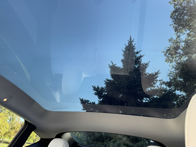 Used 2021 Tesla Model Y Long Range AWD/4WD image 19