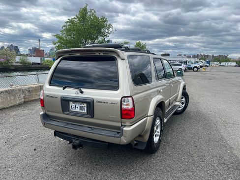 Used 2001 Toyota 4Runner Limited AWD/4WD image 5