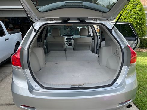 Used 2011 Toyota Venza FWD image 15