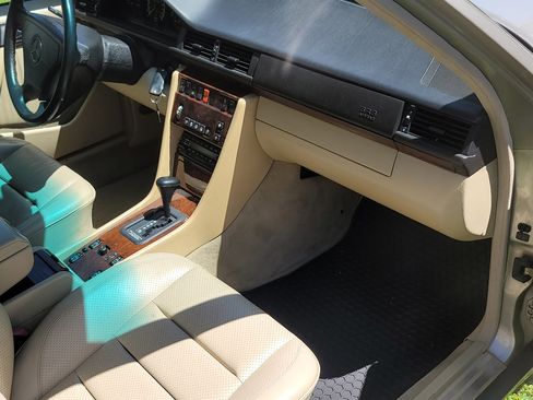 Used 1993 Mercedes-Benz 500 E image 12