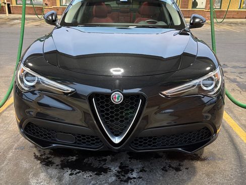 Used 2018 Alfa Romeo Stelvio Sport w/ Quick Order Package 22J Sport image 9
