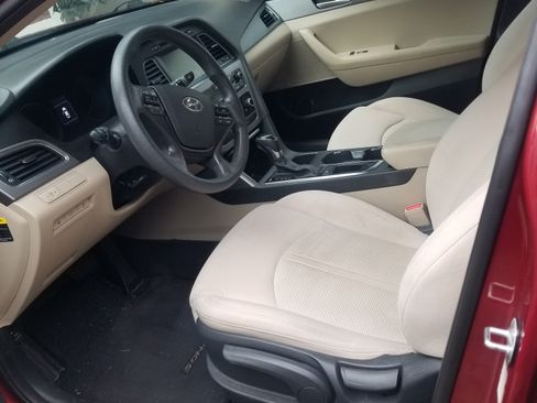 Used 2016 Hyundai Sonata SE image 5