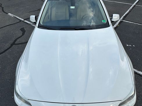 Used 2013 BMW 535i xDrive Sedan AWD/4WD image 11