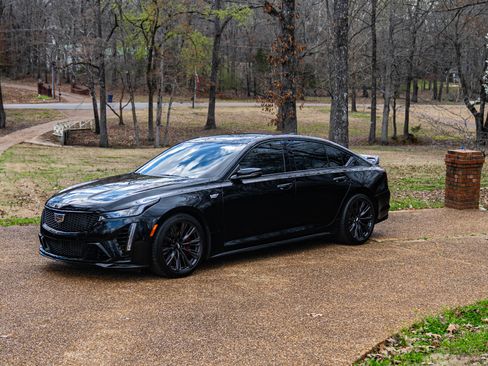 Used 2024 Cadillac CT5 V Blackwing w/ Driver Assist Package image 8