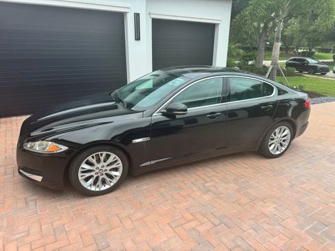 Used 2013 Jaguar XF 3.0 RWD image 1