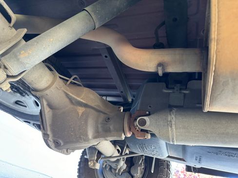 Used 2000 GMC Sierra 2500 4x4 Extended Cab HD image 13