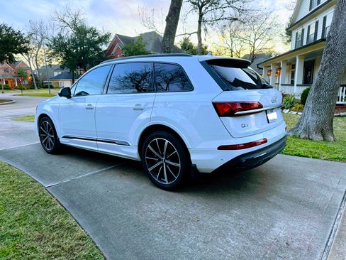 Used 2020 Audi Q7 3.0T Prestige image 5