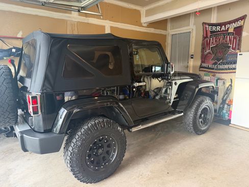 Used 2013 Jeep Wrangler Sahara w/ Mopar Chrome Edition Group image 4