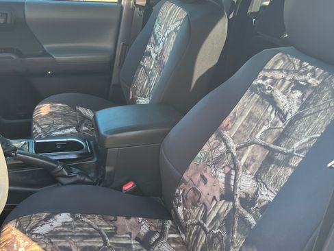 Used 2021 Toyota Tacoma SR image 6