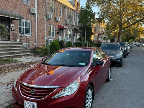 Used 2011 Hyundai Sonata GLS FWD image 11