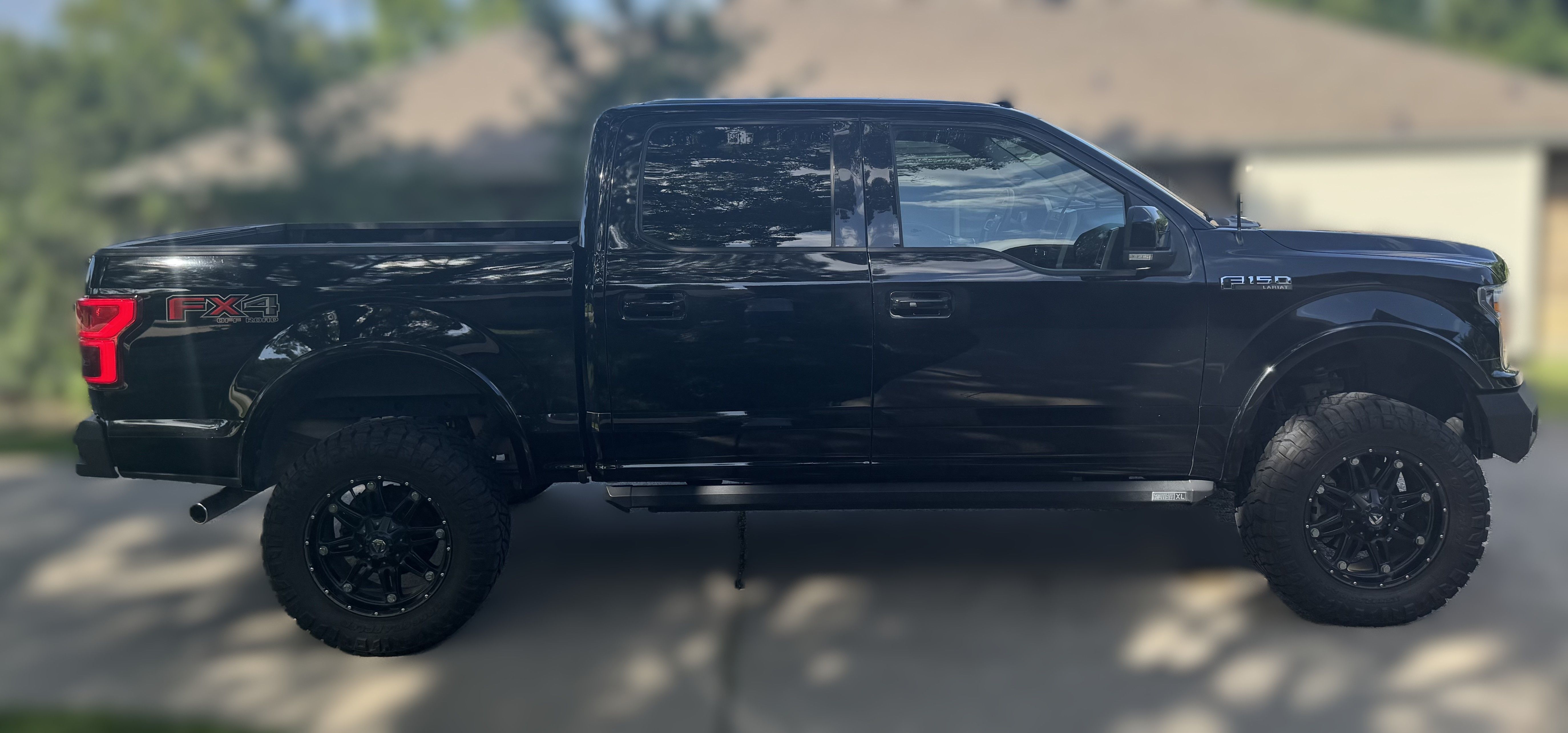 Used 2018 Ford F150 Lariat AWD/4WD image 1