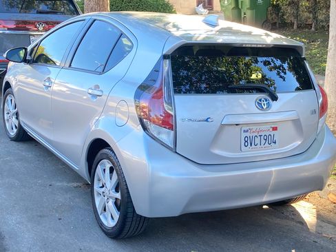 Used 2015 Toyota Prius C Four image 13