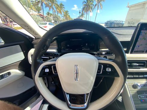 Used 2020 Lincoln Aviator Black Label w/ Class IV Trailer Tow Package AWD/4WD image 16
