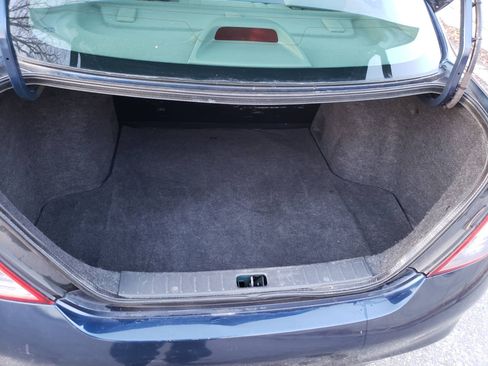 Used 2012 Nissan Versa SV image 14