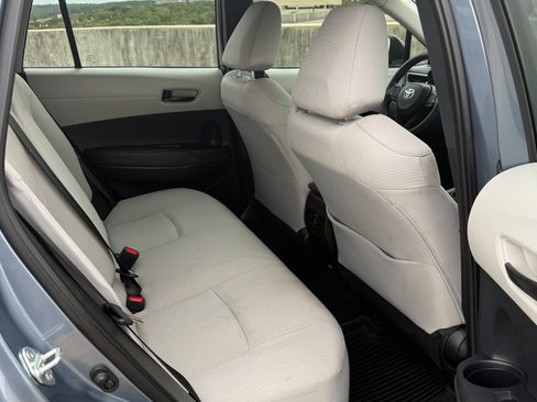 Used 2023 Toyota Corolla Cross L FWD image 12