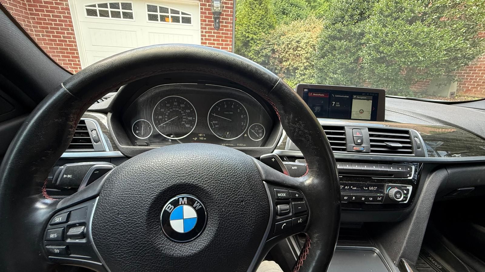 Used 2018 BMW 330e RWD image 9