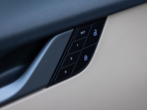 Used 2023 Porsche 911 Carrera S image 23