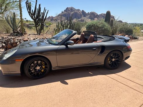 Used 2005 Porsche 911 Turbo S image 13