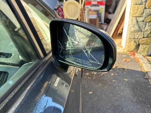 Used 2010 Toyota Prius Two image 11