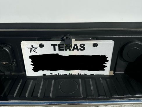 Used 2017 GMC Sierra 1500 2WD Regular Cab image 13