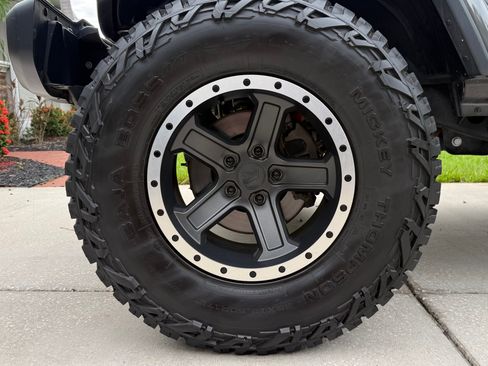 Used 2020 Jeep Wrangler Unlimited Sahara AWD/4WD image 26